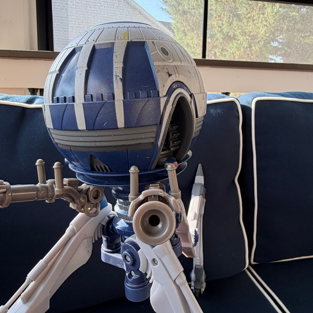 Star Wars Clone Wars Octuptarra Tri-Droid Separatist Walker Action Figure Blue - Picture 7 of 16